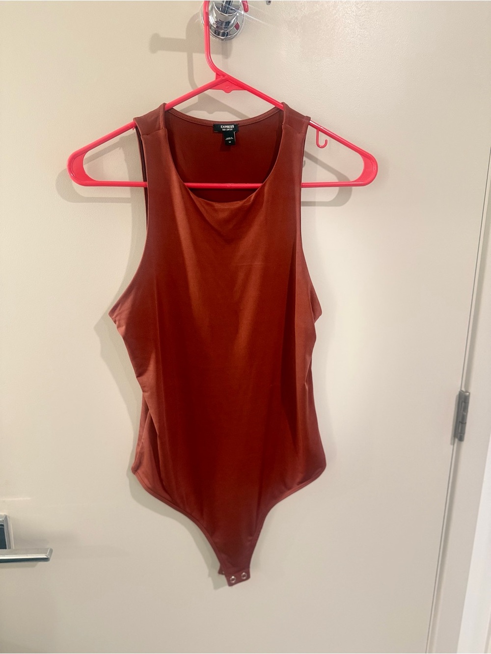 Express Women’s Rust Brown Sleeveless Scoop Bodysuit